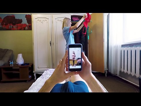 ❤️ La germanastra va fer esmenar el seu germà just abans que la mare tornés a casa ❤️❌ Vídeo de sexe a nosaltres ️❤