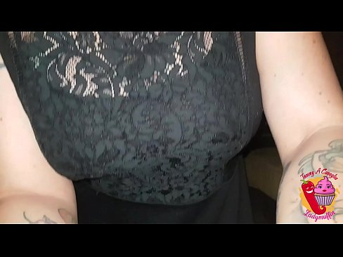❤️ La germanastra cachonda li fa una mamada i espanyola ❤️❌ Vídeo de sexe a nosaltres ️❤
