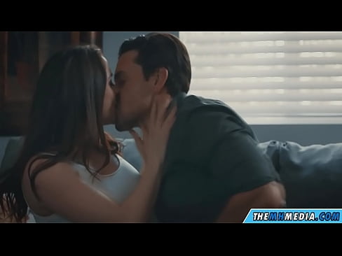 ❤️ Sexe romàntic amb una bona mare tetona ❤️❌ Vídeo de sexe a nosaltres ️❤